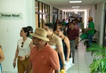 Participan trabajadores del Ayuntamiento de Coatzacoalcos en el Primer Simulacro Nacional 2026