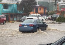 Lluvias torrenciales provocan afectaciones en Banderilla, Xalapa y Coatepec