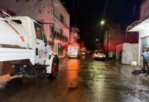 Rayo calcina dos viviendas en Medellín