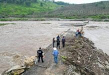 Lluvias derriban puente provisional; impide comunicación entre Veracruz y Puebla