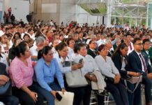 Honra Veracruz trayectoria de quienes dedican su vida al cuidado de la salud