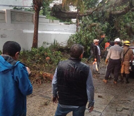 Supervisa Daniela Griego atención a personas afectadas por lluvias, se evalúan los daños