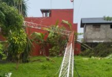 Colapsa torre de Radio Teocelo por tromba; convocan a colecta para restaurar transmisiones
