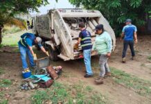 Retiran 322 toneladas de criaderos potenciales y más de 2 mil llantas en jornada contra el dengue en Coatzacoalcos
