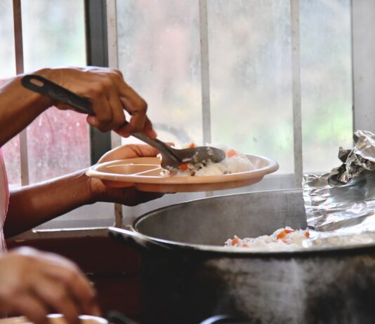 Acceden estudiantes del CAM No. 14 a una alimentación nutritiva y diaria