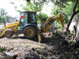Interviene Ayuntamiento de Veracruz canales olvidados por años