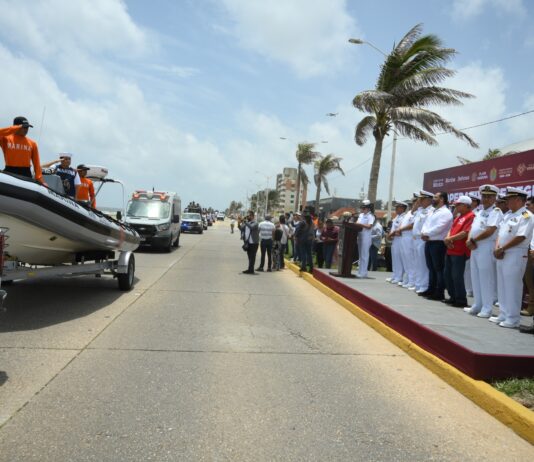Arranca el Operativo “Plan Marina Salvavidas Verano 2026” en Coatzacoalcos