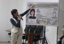 INE Veracruz presentó nuevo modelo de Credencial para Votar