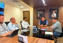 Presidente municipal de Alvarado se reúne con el secretario de la SIOP, Leonardo Cornejo Serrano