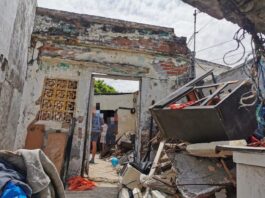 DIF Municipal de Veracruz brinda atención a familia por colapso de techo de vivienda