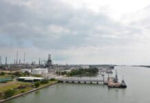 Informa Pemex sobre presencia de hidrocarburo en la margen del Río Pánuco