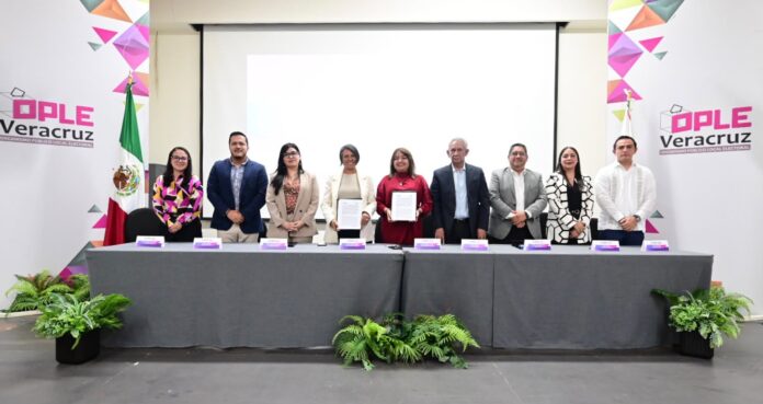 260717 BOLETÍN 72 FIRMA DE CONVENIO CON EL INE
