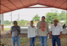 Entrega Roberto San Román apoyos alimentarios en Tantoyuca