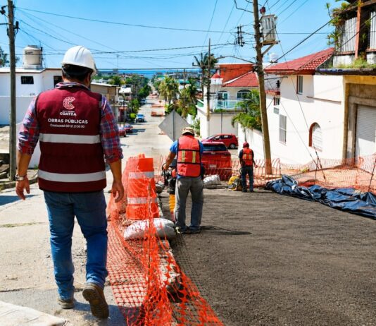 “Estamos rescatando la ciudad”: supervisa Pedro Miguel Rosaldo obras de rehabilitación en la colonia Vistalmar