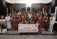 Reitera Rosa María su compromiso con el deporte al reconocer a medallistas veracruzanos