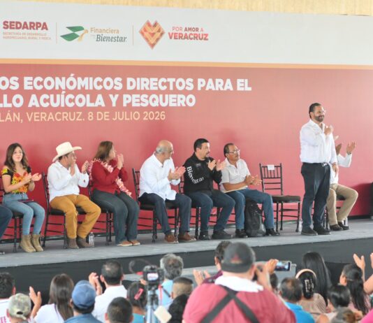 «Rocío Nahle es una aliada»: Pedro Miguel Rosaldo celebra apoyos por 2.7 mdp para pescadores de Coatzacoalcos