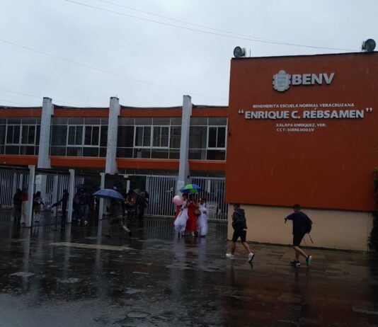 Normal Veracruzana recibirá título de “Centenaria”