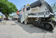 Inicia Rosa María rehabilitación asfáltica de la avenida Río Medio