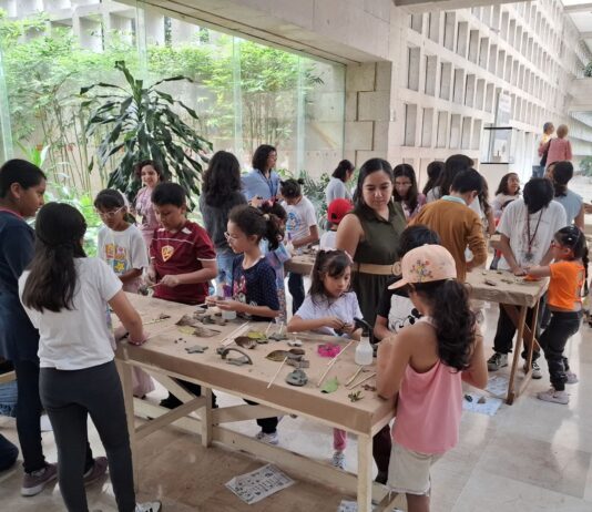 SEV acerca a niñas y niños al arte de la alfarería
