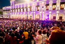 El corazón de Xalapa corea y baila los éxitos de la Sonora Santanera