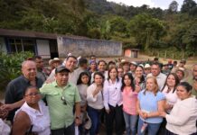Barranca Grande contará con transporte escolar y mejores condiciones para sus estudiantes: Gobernadora
