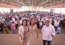 Diputada Naomi Santos rinde cuentas al distrito de Minatitlán