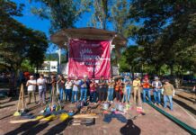 Daniela Griego cumple compromisos en las congregaciones; hubo Tequio