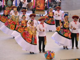 Rocío Nahle refrenda la hermandad entre Veracruz y Oaxaca en la Guelaguetza