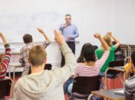 Presunción de inocencia para docentes / Enrique Yasser Pompeyo