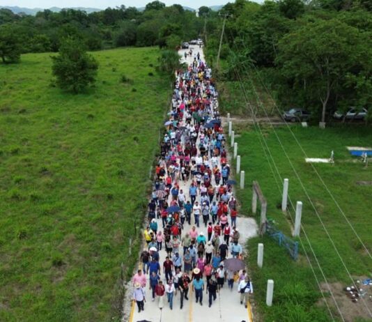 Inaugura Roberto San Román primera etapa de pavimentación en San Antonio–Moralillo