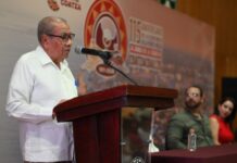 Tiene Coatzacoalcos nuevo Cronista de la Ciudad: nombran al profesor Gilberto Peralta Baltazar