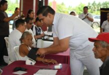 Anuncia Pedro Miguel Rosaldo García nueva Unidad Médica Móvil permanente para Coatzacoalcos