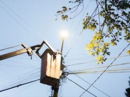 Instalarán mil luminarias led en Coatepec; cerca de 4 mil están fundidas