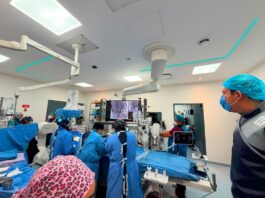 Realiza Hospital Regional de Alta Especialidad del ISSSTE en Veracruz primera neurointervención endovascular: Martí Batres