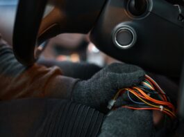 Cifras oficiales consignan ligera baja en casos de robo de autos