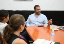 Gestiona Pedro Miguel Rosaldo acuerdos con CFE para atender apagones en el poniente de Coatzacoalcos