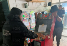 Asegura FGR 36 máquinas tragamonedas en Playa Vicente, Xalapa y Coatepec