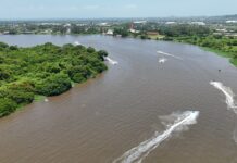 Motonáutica reúne a cientos de familias en Coatzacoalcos con deporte, turismo y comercio local