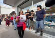 Pegan fichas de búsqueda para localizar a Erik en Xalapa