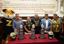 Reconoce Ayuntamiento a Zorros Dorados por la obtención de tres campeonatos nacionales