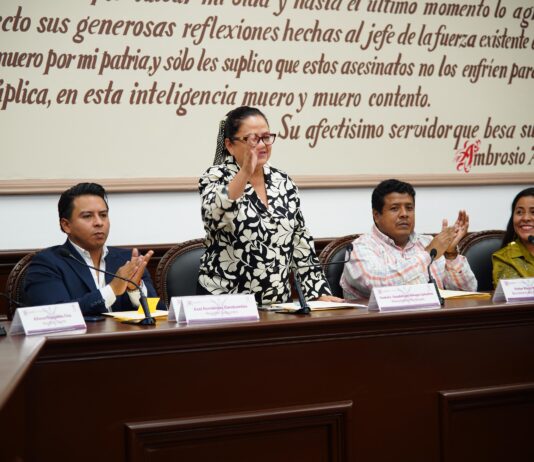 Premian a quienes ganaron la primera edición del concurso “Xalapa de Lectura en Corto”
