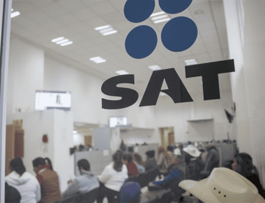 SAT despliega su oficina movil en Veracruz