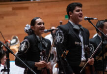 Noche mexicana con Mariachi UV: OSX