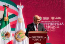 Ricardo Ahued rechaza injerencia en la Fiscalía y niega protección a notarios