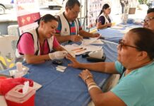 Con jornada de salud gratuita, celebran 63 años del Mercado Coatzacoalcos