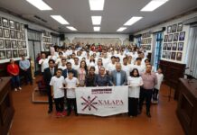 Abandera Ayuntamiento a Delegación de los Juegos Nacionales Populares