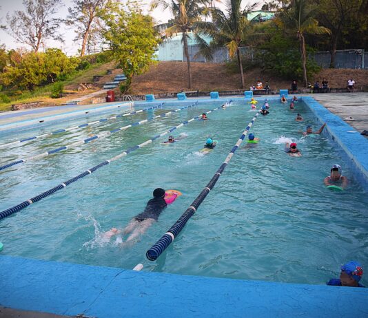 Forma Ayuntamiento de Veracruz nuevos talentos en la natación con las Escuelas Deportivas Municipales
