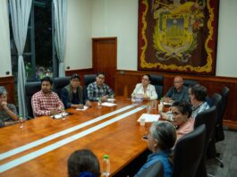 Recibe Daniela Griego a vecinos de la colonia J. J. Panes; establecen acuerdos