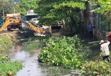 Realizan limpieza profunda de 7 kilómetros del canal Héroe de Nacozari