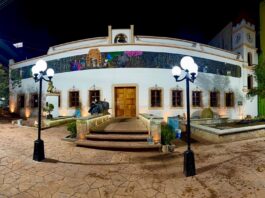 Informa Roberto San Román avances en los trabajos de rehabilitación de la explanada de la Casa de Cultura